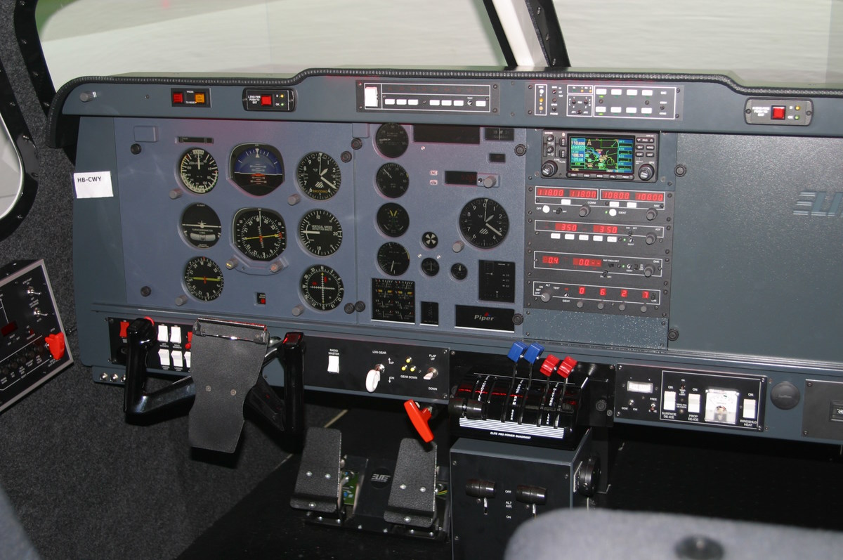 Cockpit Seneca
